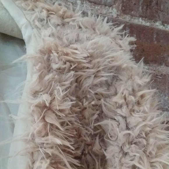 MADE IN YIFAN Cream Long Sleeve Lined Faux Fur Jacket Coat Women Juniors Size XL - Picture 4 of 13